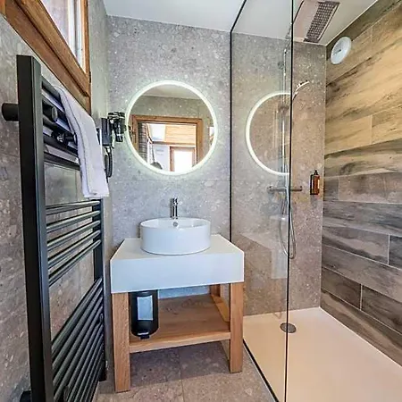 Aparthotel Yeti 4*